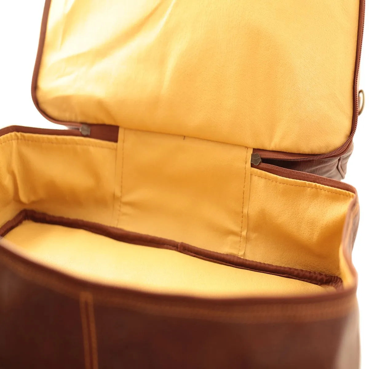 Fantini Pelletteria Leather Travel Bag Giglio