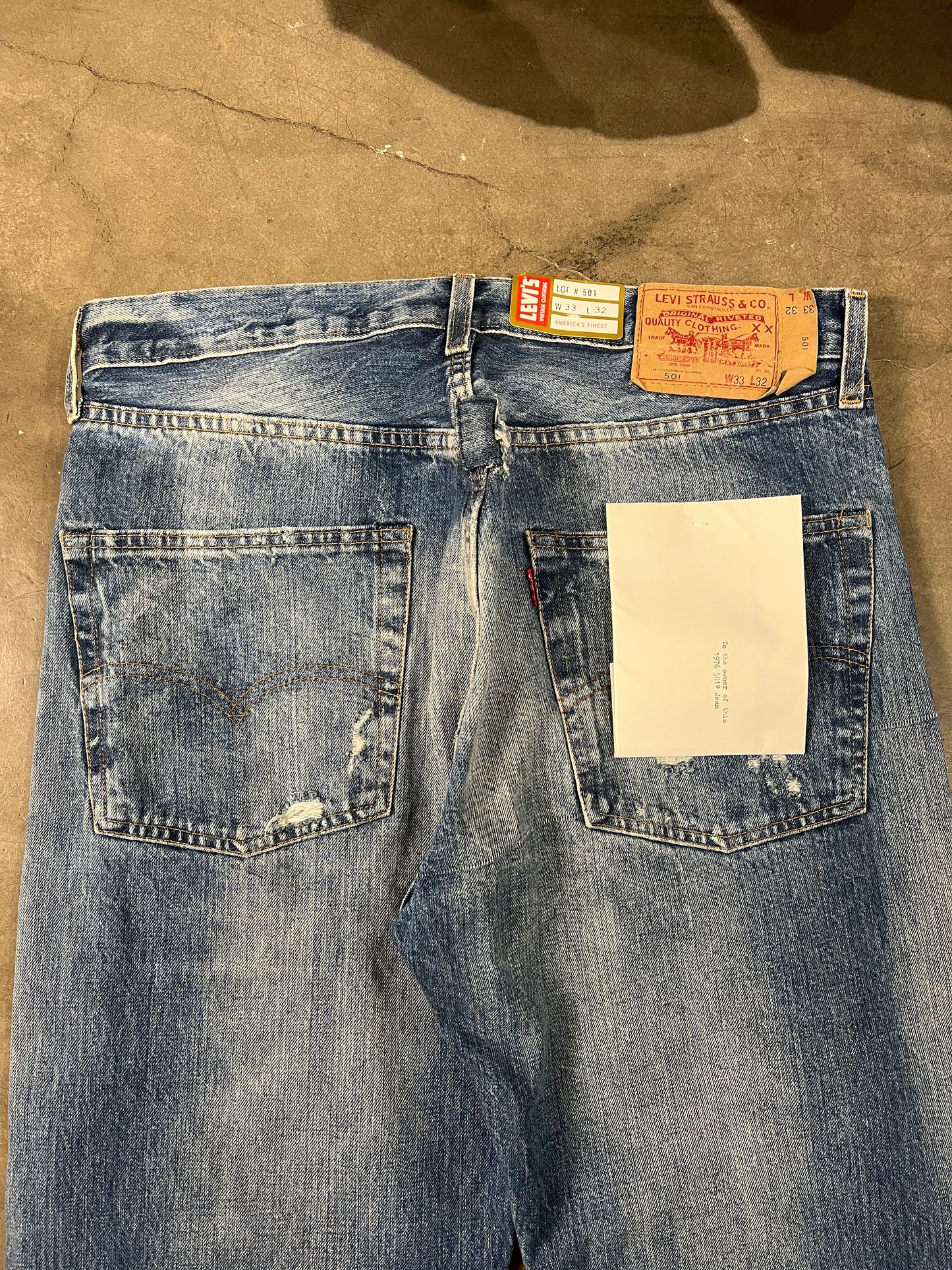 Levis 501 Jeans (33/32)