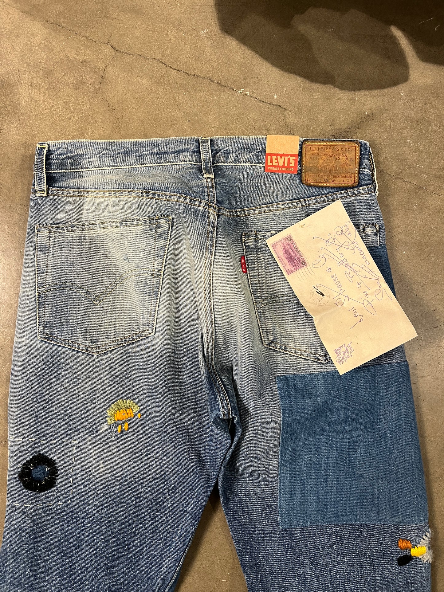 Levis 501 Jeans (33/34)