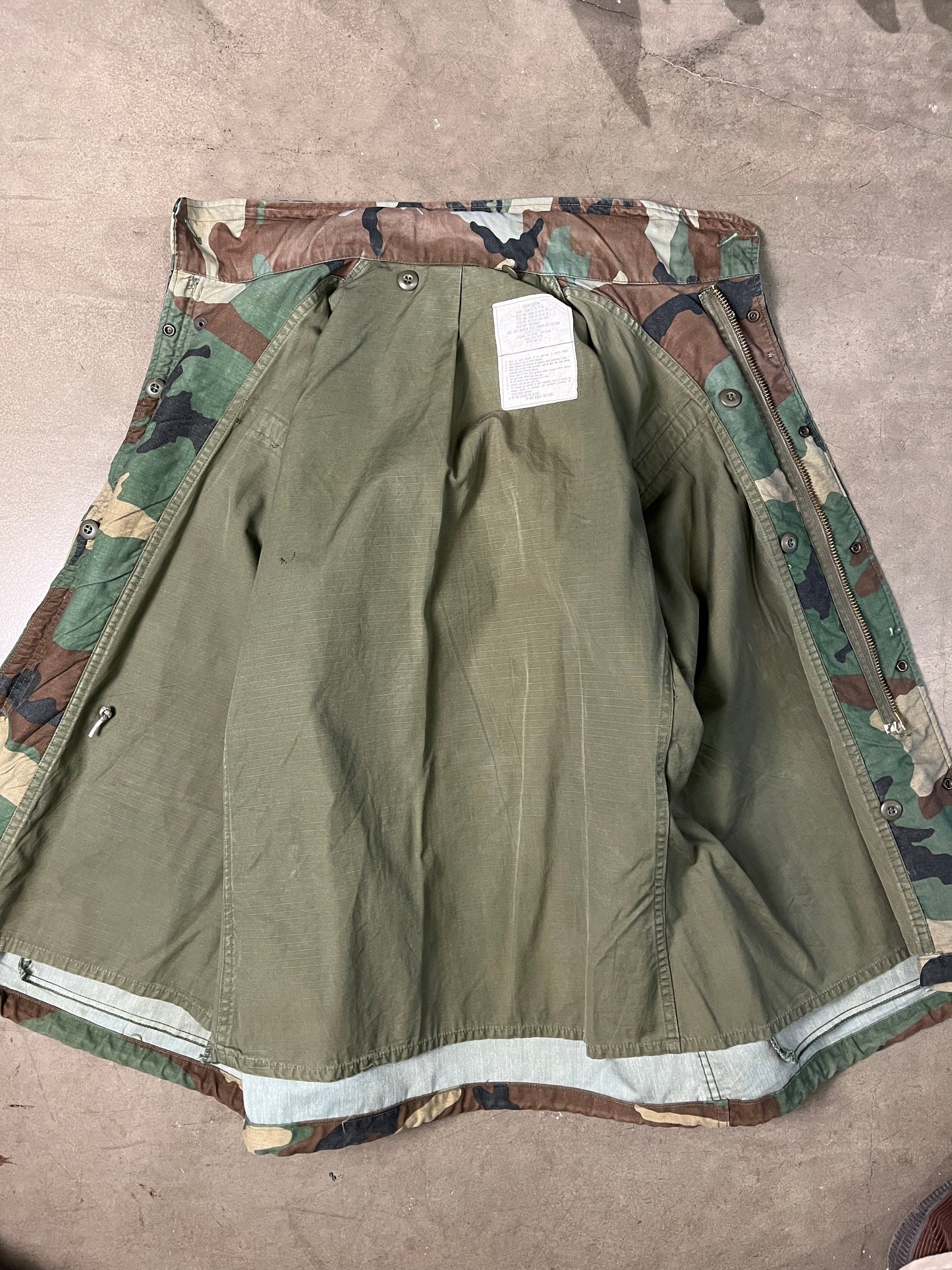 M-65 Woodland Camo Field Jacket (L)