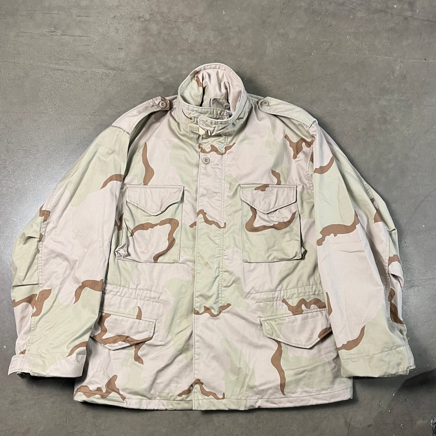 Alpha Industries 3-Color Desert M-65 Field Jacket (2XL)