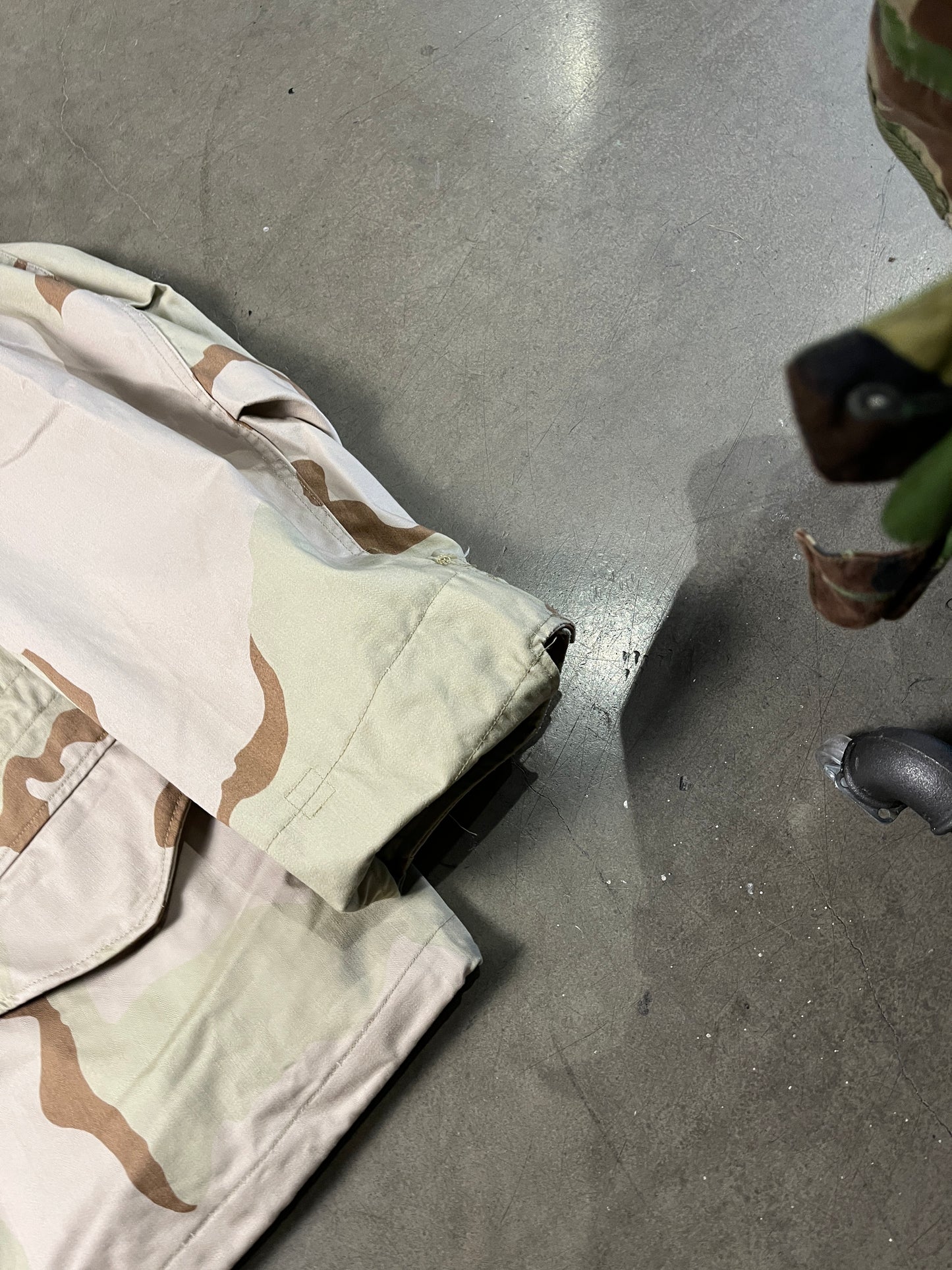 Alpha Industries 3-Color Desert M-65 Field Jacket (2XL)
