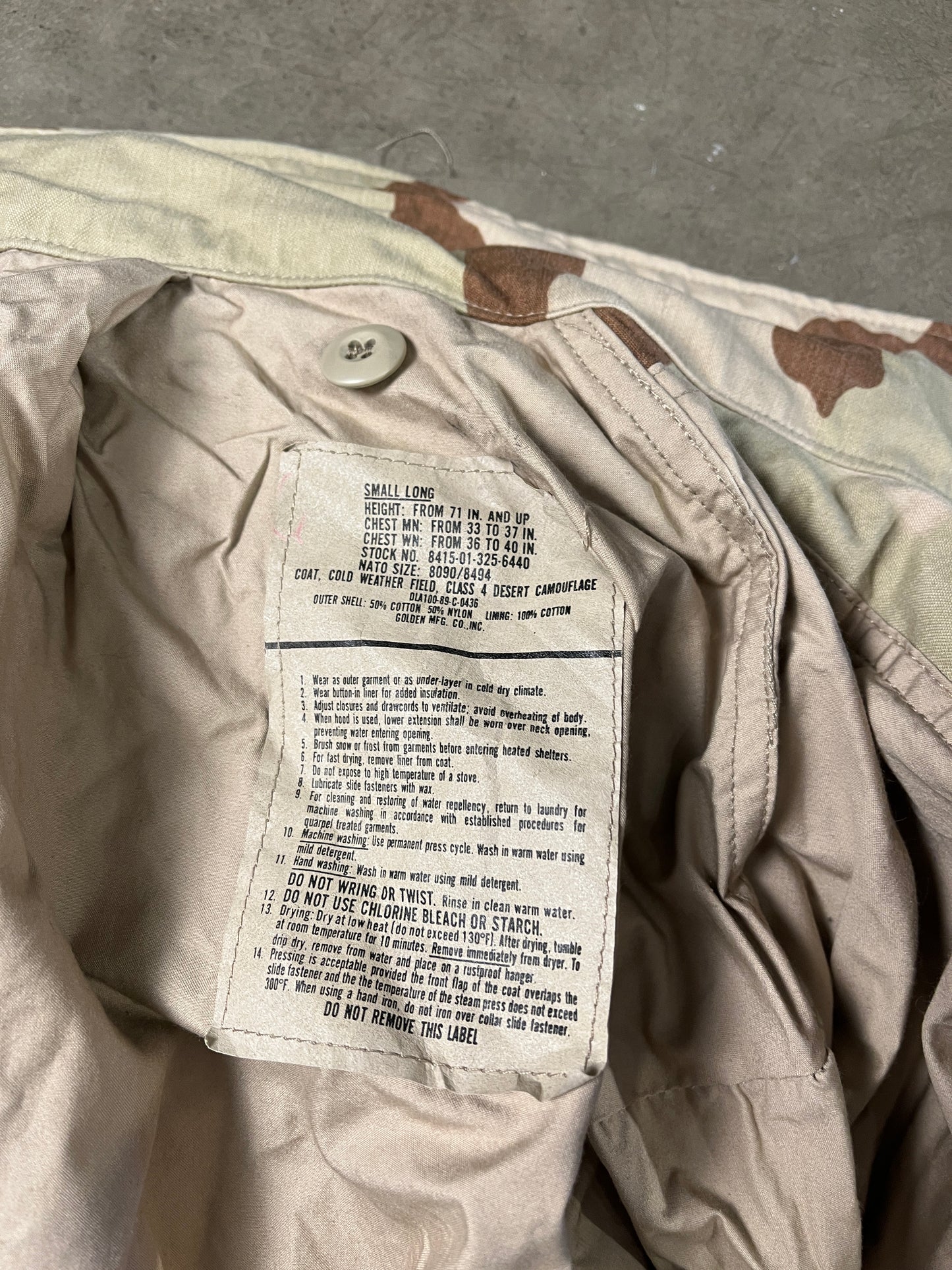 US Army 3-Color Desert M-65 Field Jacket (M)