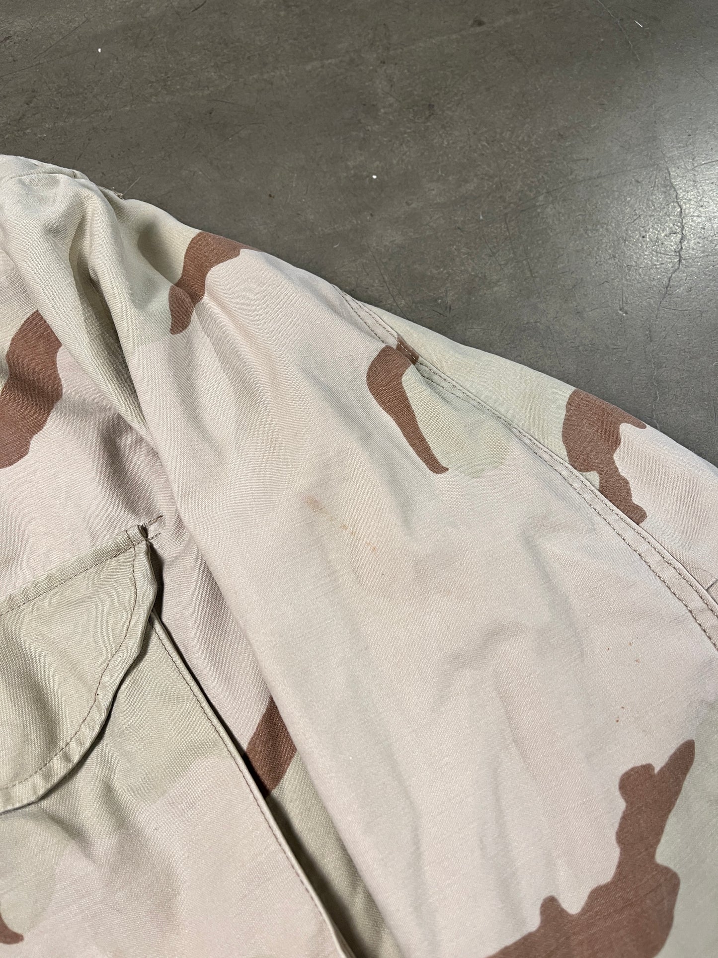 US Army 3-Color Desert M-65 Field Jacket (L)