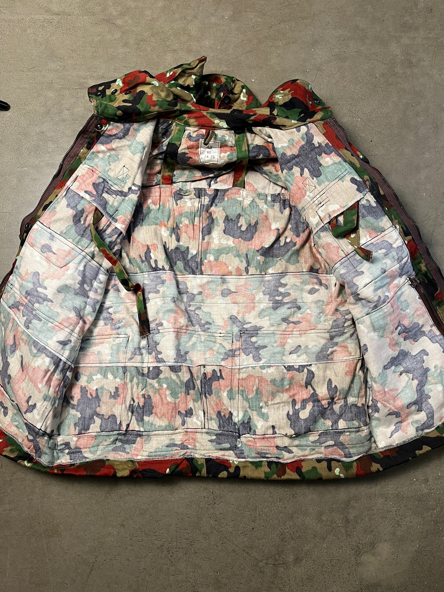 Swiss Alpenflage Parka (Medium)