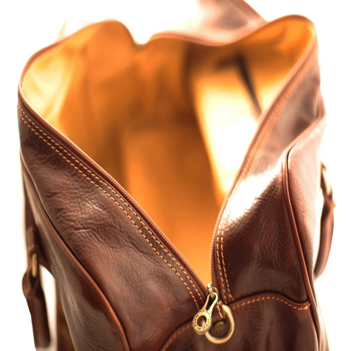 Fantini Pelletteria Leather Travel Bag Giglio