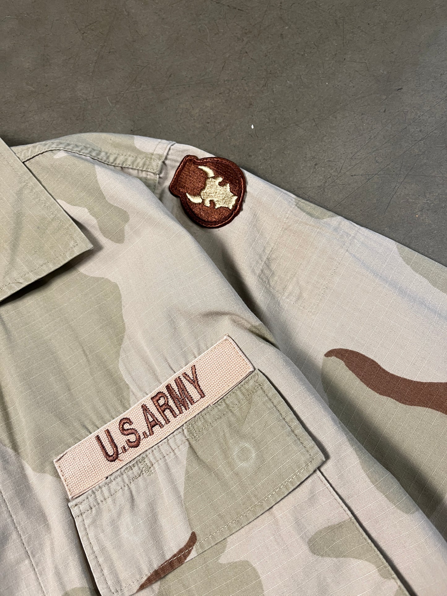 US 3-Color Desert Camo Jacket (L)