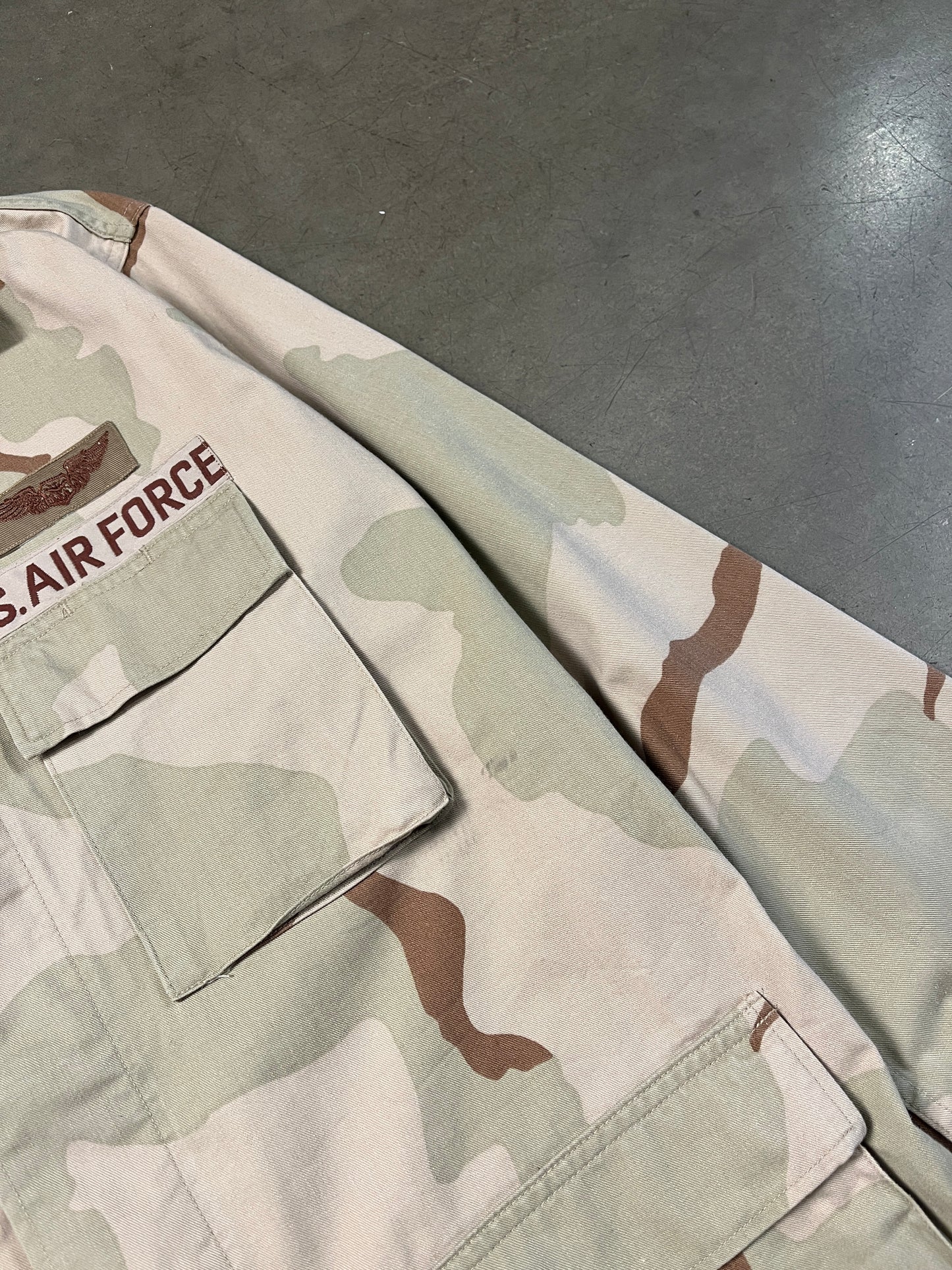 US 3-Color Desert Camo Jacket (L)