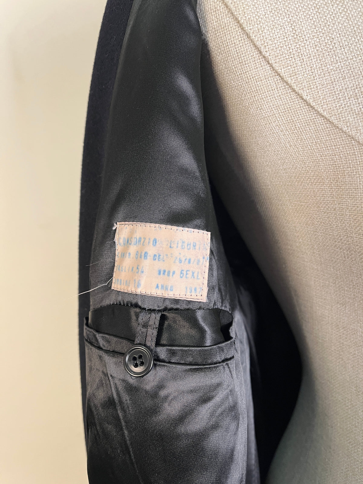 Italian Navy Wool Coat (L)