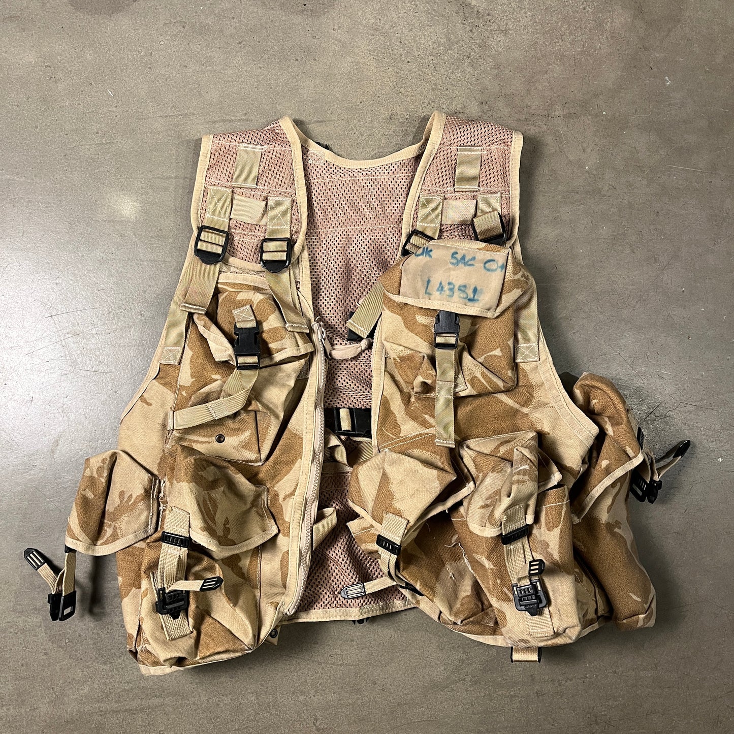 UK Desert Camo Tactical Vest
